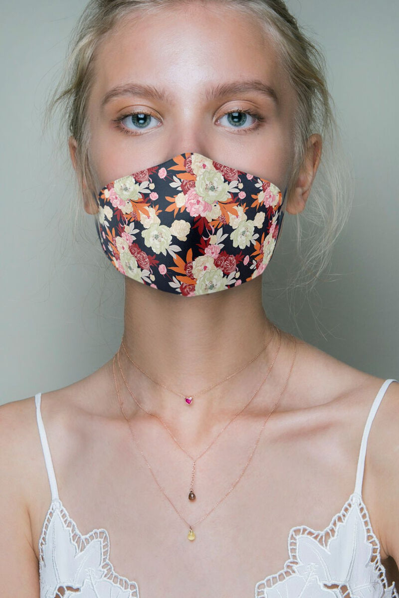 Saskia Diez adds chains to masks to make them more like an accessory