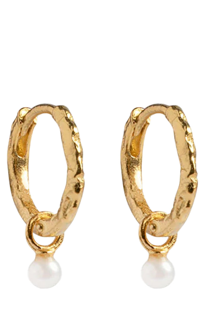 The Belle pearl hoop earrings in gold and pearl colour from the brand ENAMEL COPENHAGEN