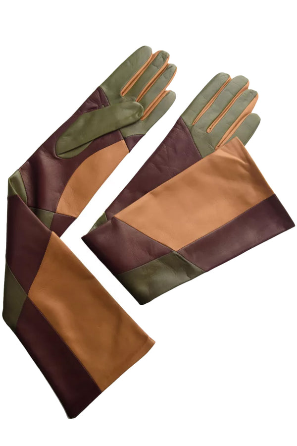 The Christina nappa leather gloves in brown and green colours from the brand KARMA PÉCSI KESZTYŰ