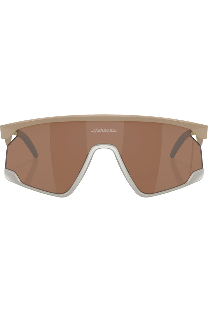 The Bxtr Shield sunglasses from the brand OAKLEY