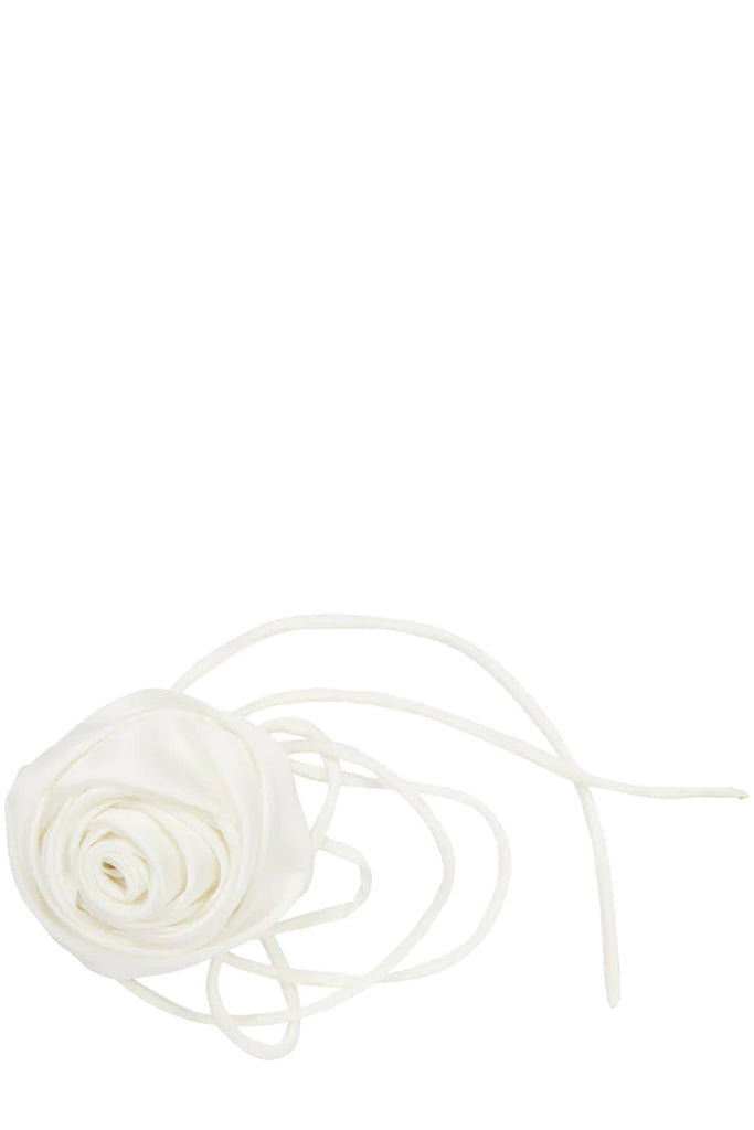 The rose string choker in off white colour from the brand PICO