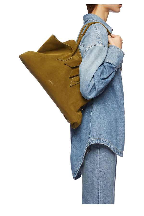 Medium La Passeggiata Top Handle Bag