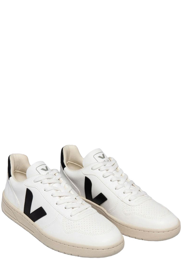 The V-10 CWL sneakers in white and black colors from the brand VEJA