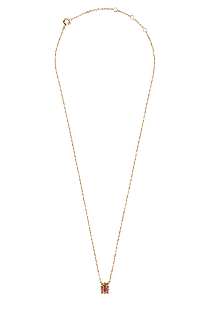 The rectangle flower necklace from the brand ALL THE LUCK IN THE WORLD