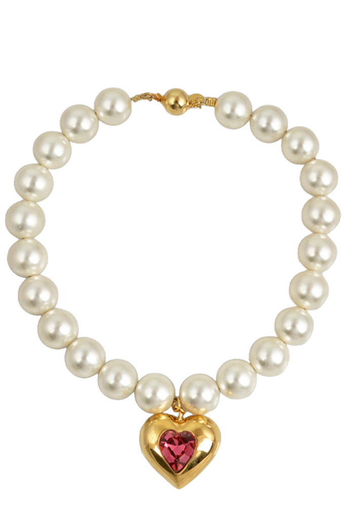 The Leelo necklace in pearl color from the brand MAYOL JEWELRY
